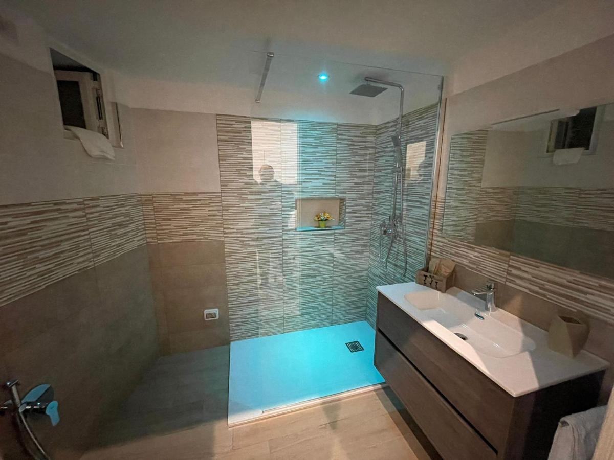 La Casina Sul Mare Villa Giovinazzo Exteriör bild